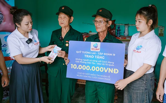 Người đàn ông đang suy nghĩ, biểu tượng cho việc nhận diện dấu hiệu nghiện cờ bạc và tìm kiếm hỗ trợ tại 788bet.